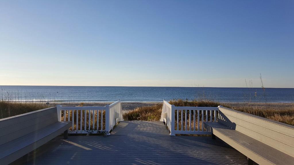Islander Hotel & Resort Emerald Isle Exterior photo