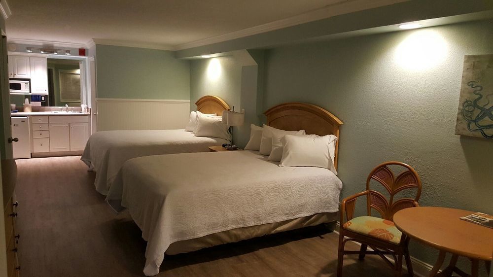 Islander Hotel & Resort Emerald Isle Exterior photo