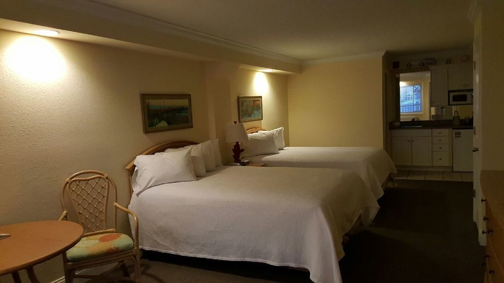 Islander Hotel & Resort Emerald Isle Exterior photo