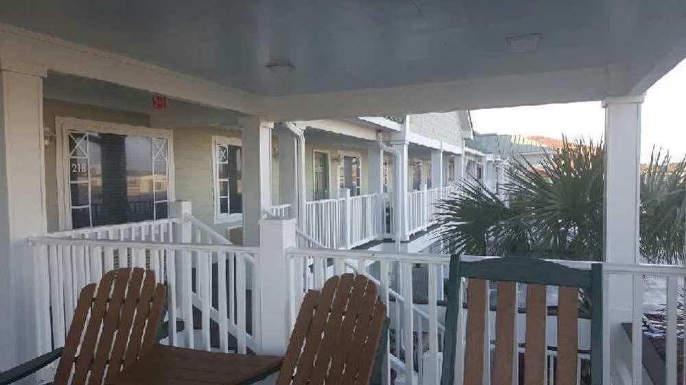 Islander Hotel & Resort Emerald Isle Exterior photo